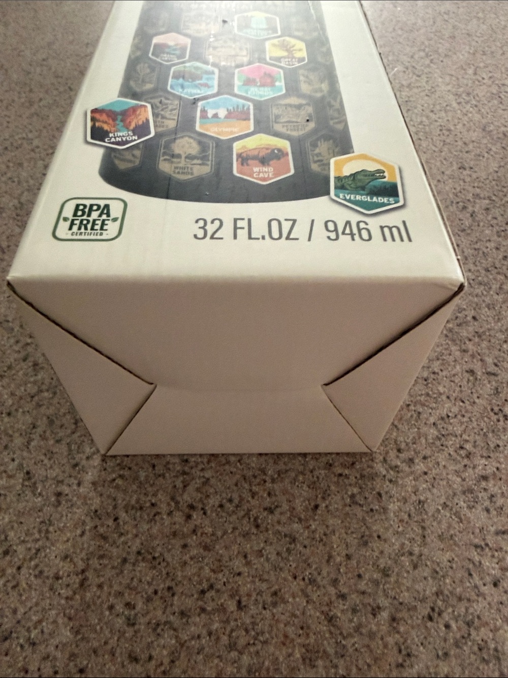 Trekking the National Parks Water Bottle - Black, new in box - Picture 13 of 13